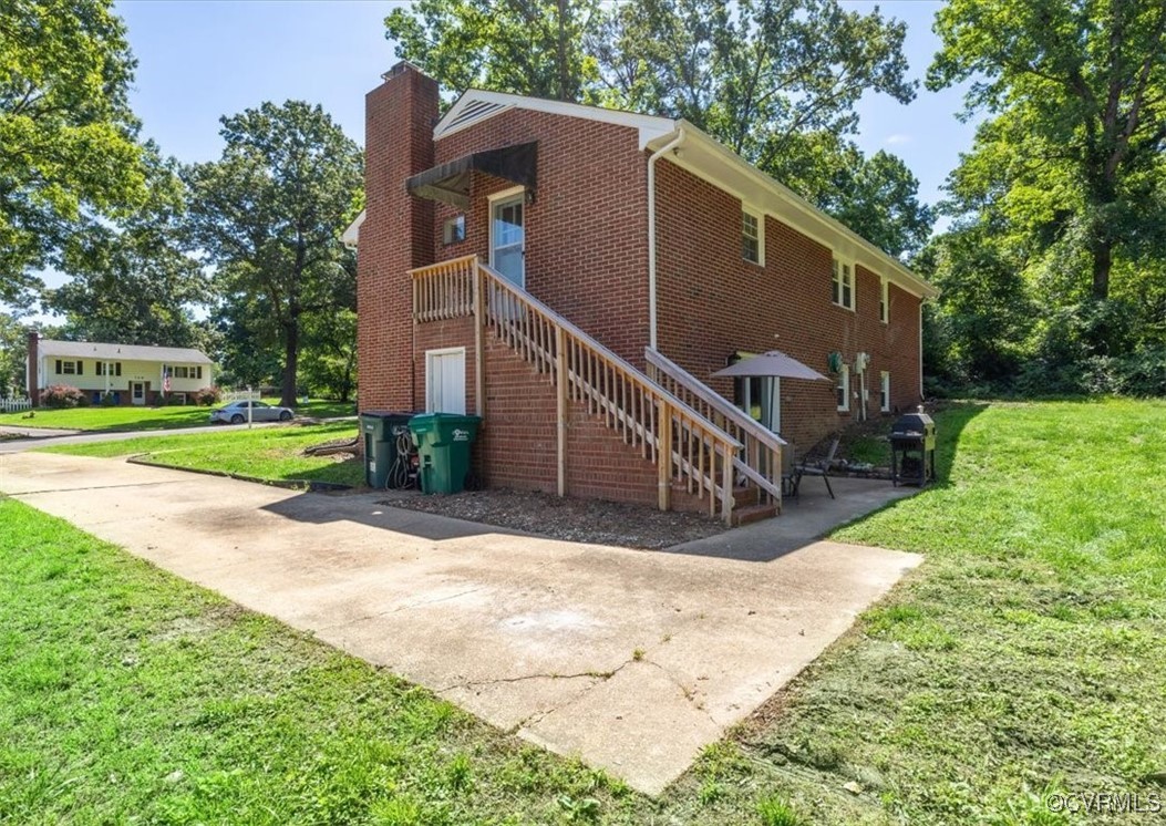 112 Webster Rd