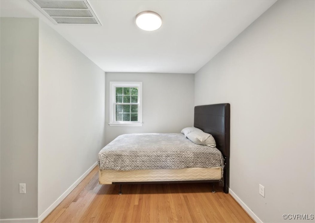112 Webster Rd