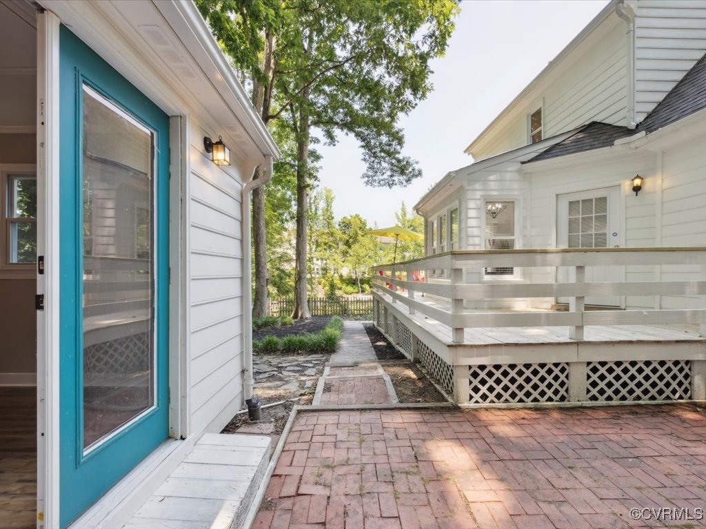 2004 Deer Meadow Ct
