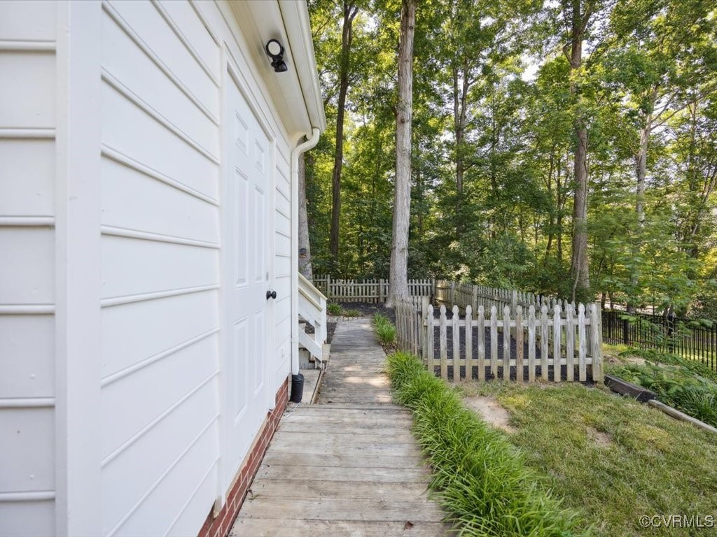 2004 Deer Meadow Ct