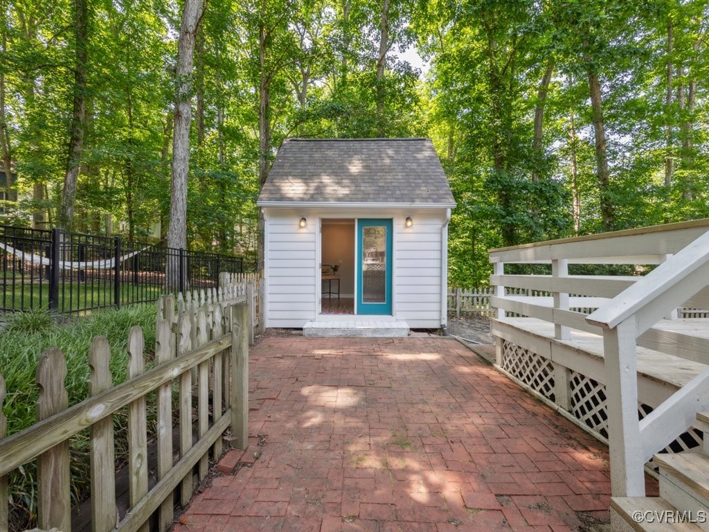 2004 Deer Meadow Ct