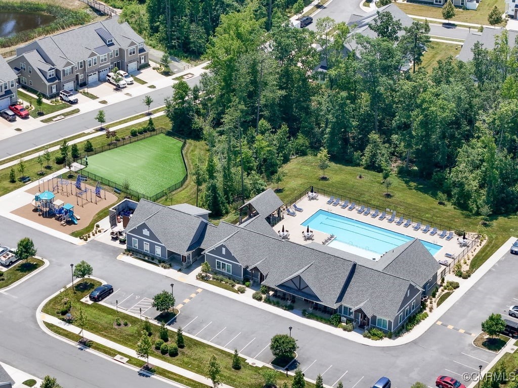3216 Gannet Ln