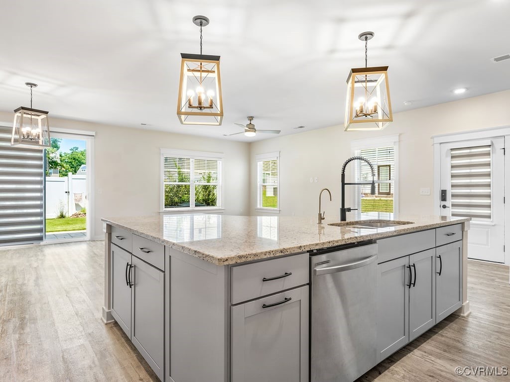 3216 Gannet Ln