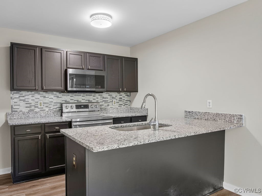 6184 Midnight Dr