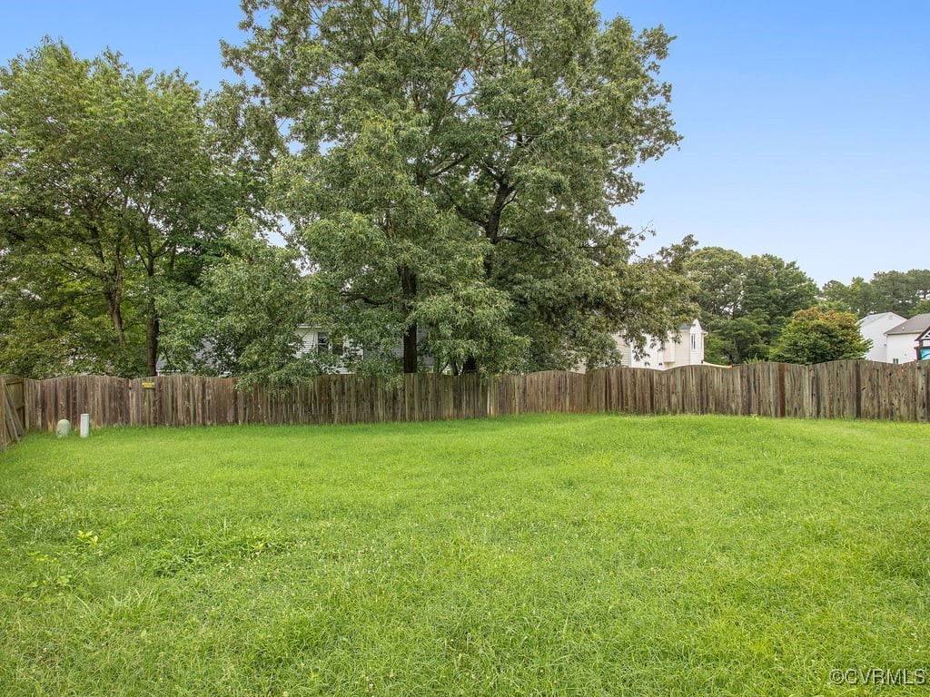 6184 Midnight Dr