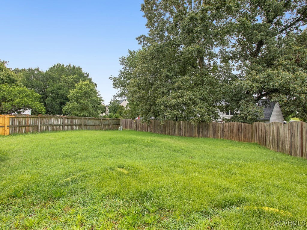 6184 Midnight Dr