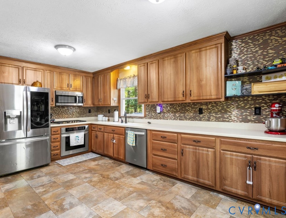9407 Sherry Ln