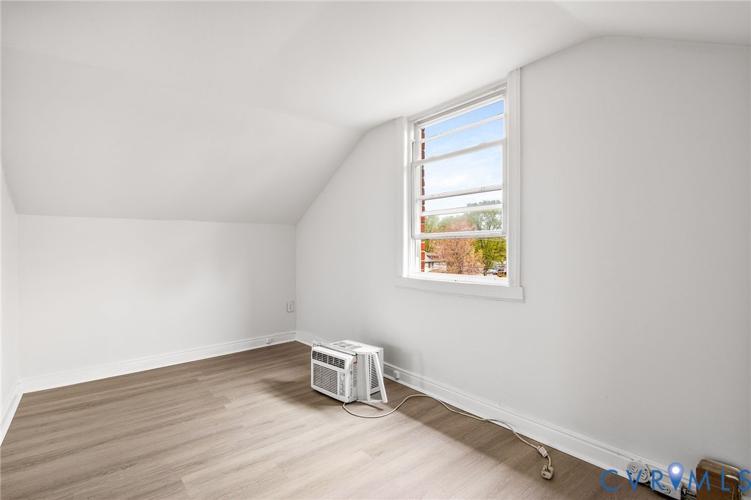 2407 Dumbarton Rd