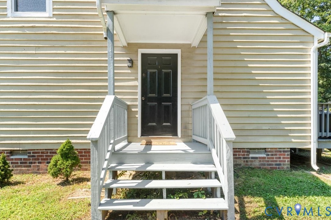 15806 Roland View Dr