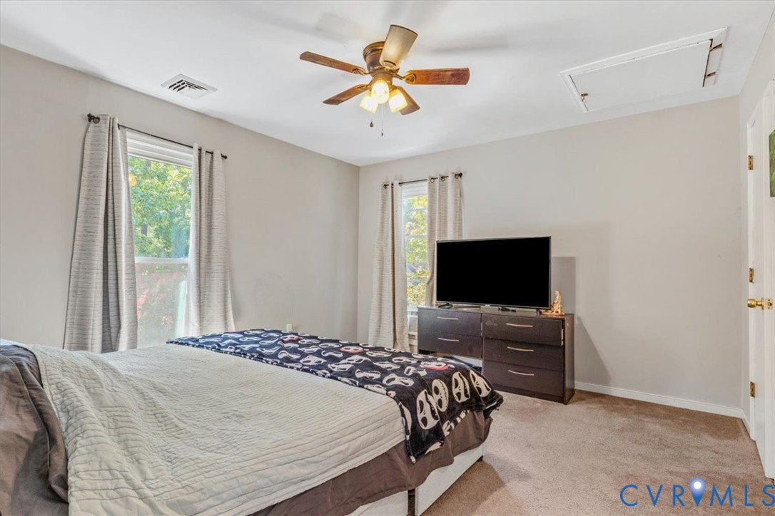 15806 Roland View Dr