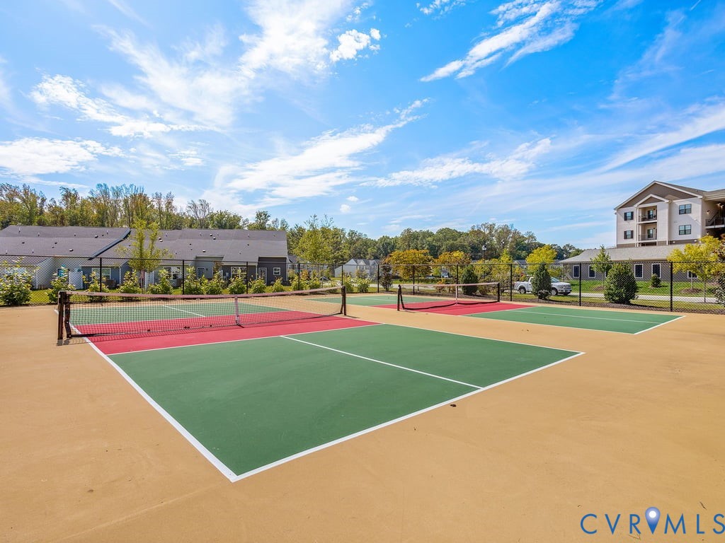 5736 Addison Gate Dr