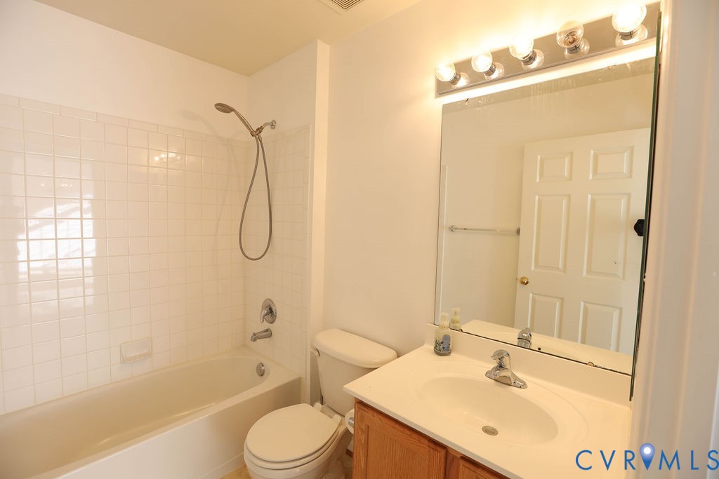 5217 Joshua Tree Cir