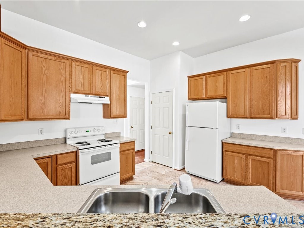 5217 Joshua Tree Cir