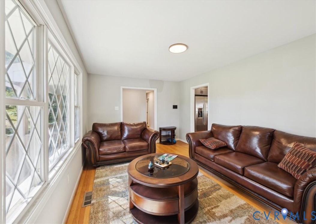 112 Webster Rd
