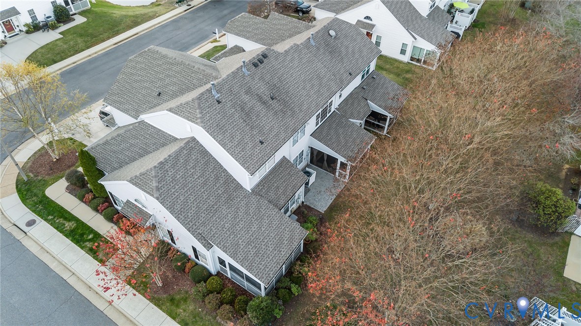 6106 Lookout Point Cir