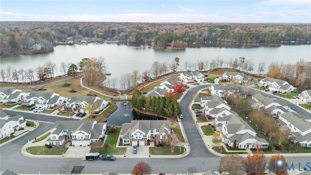 6106 Lookout Point Cir