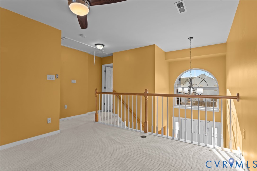 6106 Lookout Point Cir