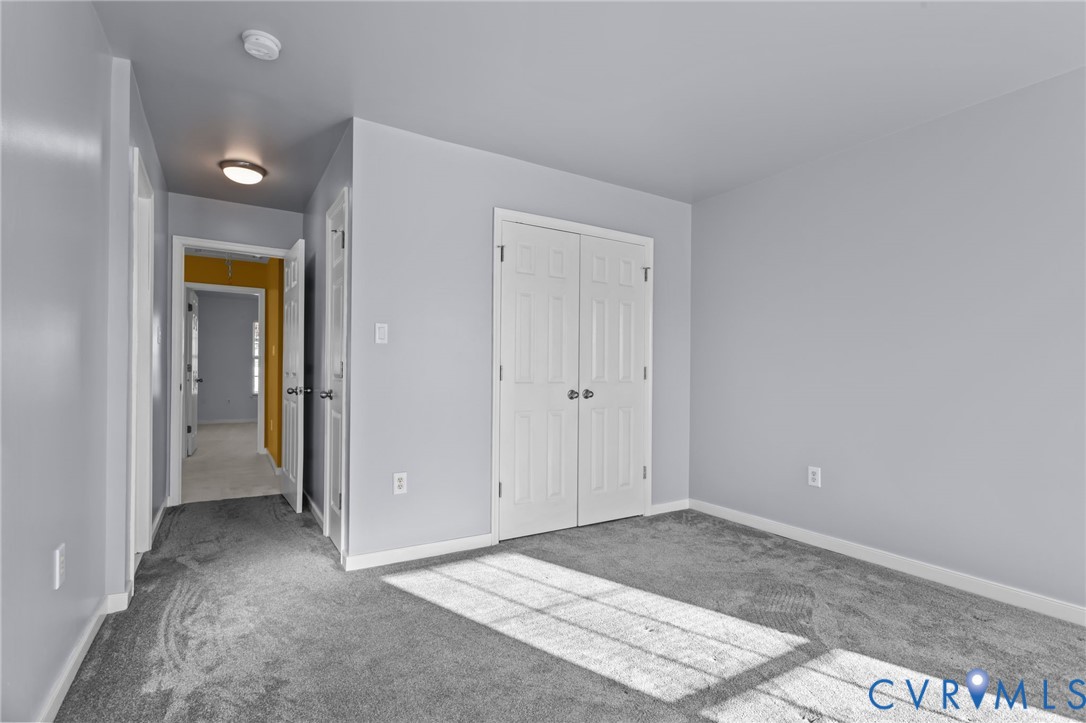 6106 Lookout Point Cir