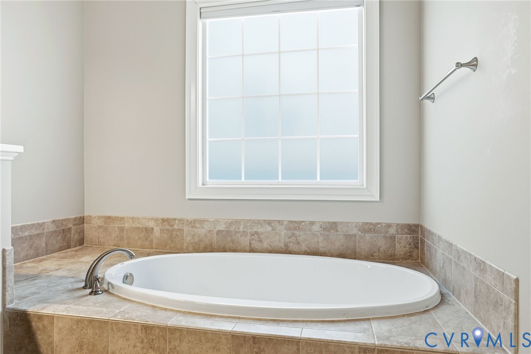 9551 Creek Summit Cir