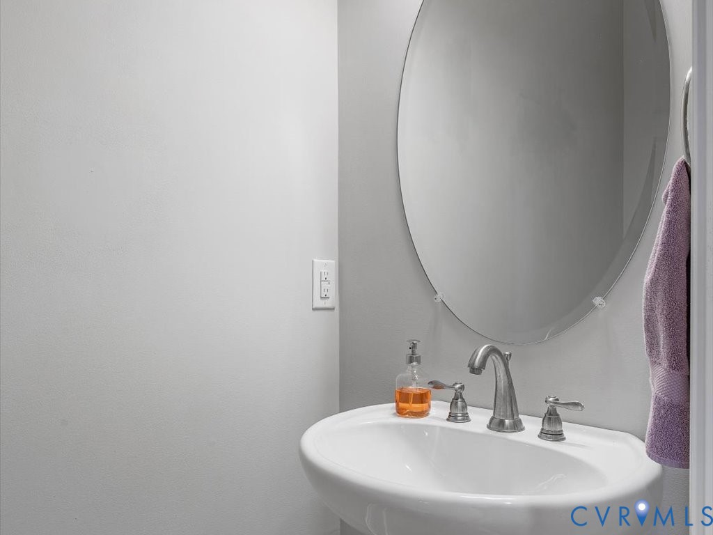 9551 Creek Summit Cir