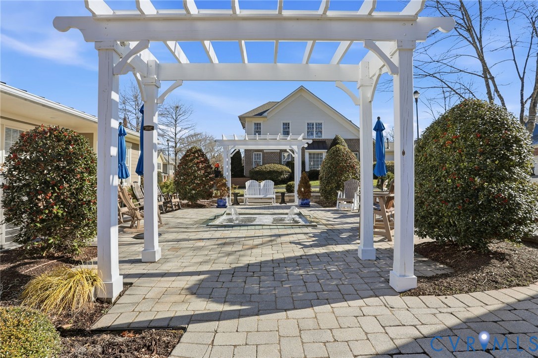 9551 Creek Summit Cir