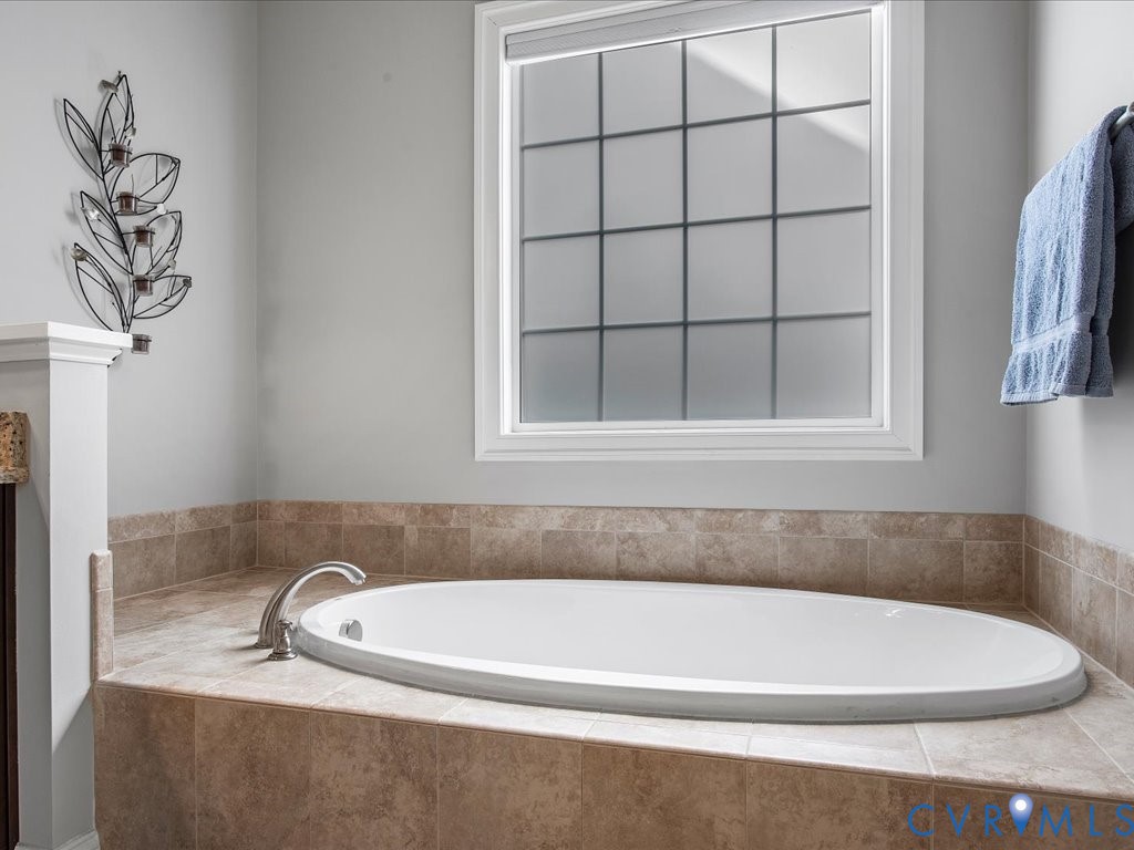 9551 Creek Summit Cir