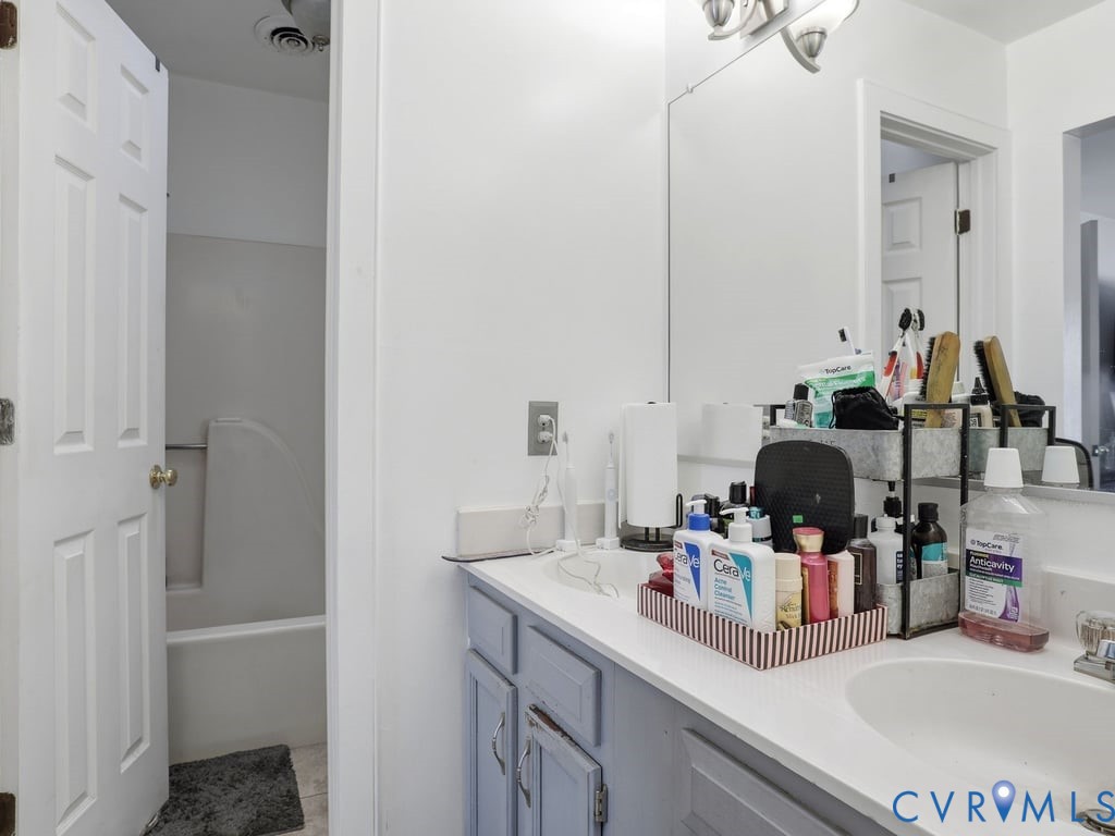 1617 Winters Hill Cir