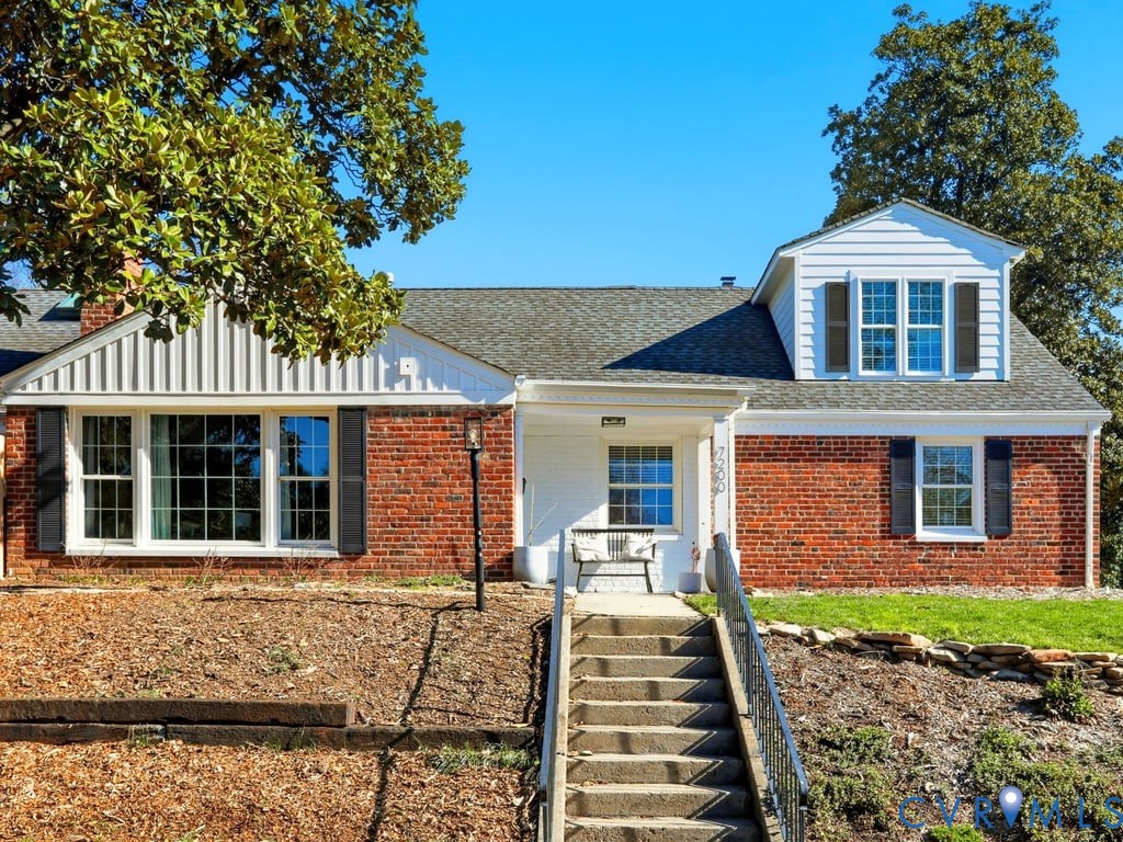 7200 Durwood Cres
