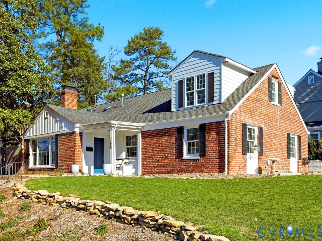 7200 Durwood Cres