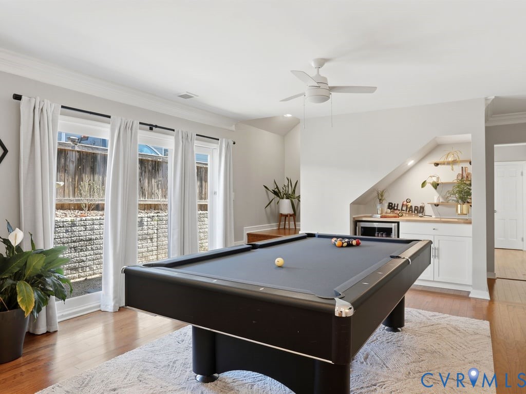 7200 Durwood Cres