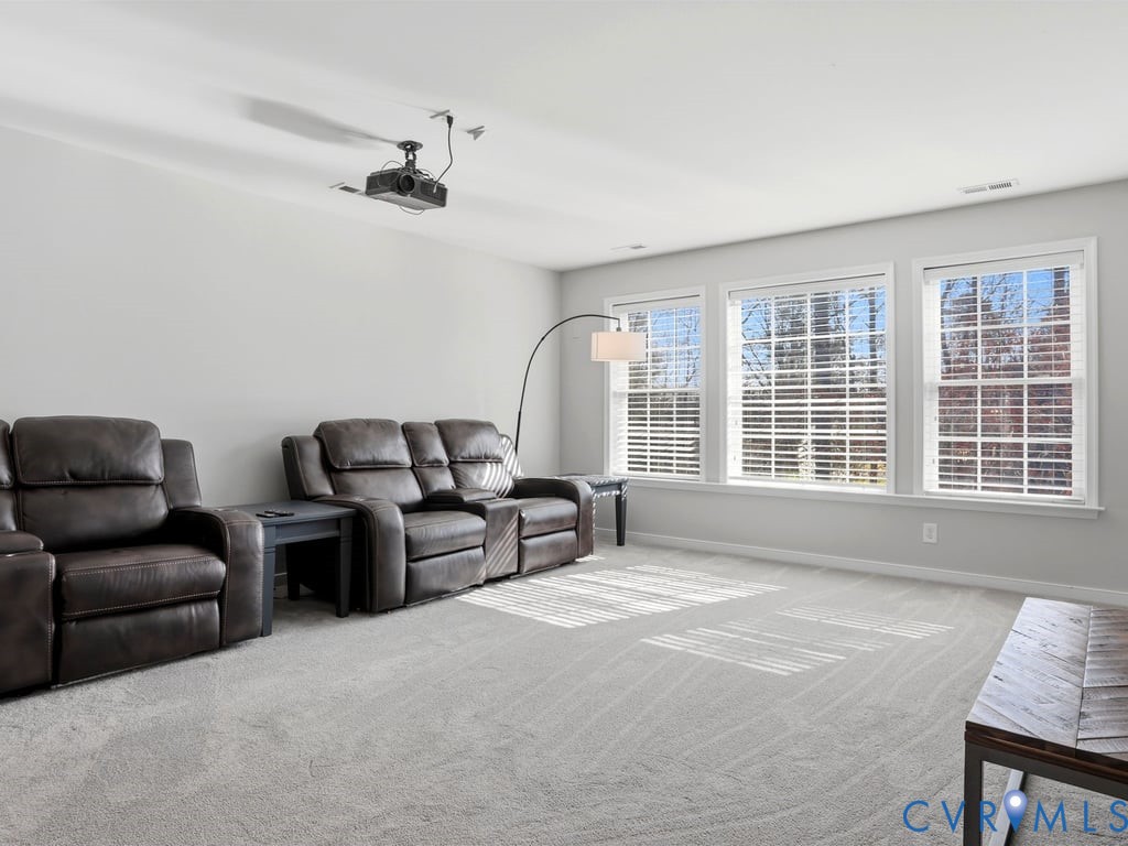 4513 Lake Summer Mews