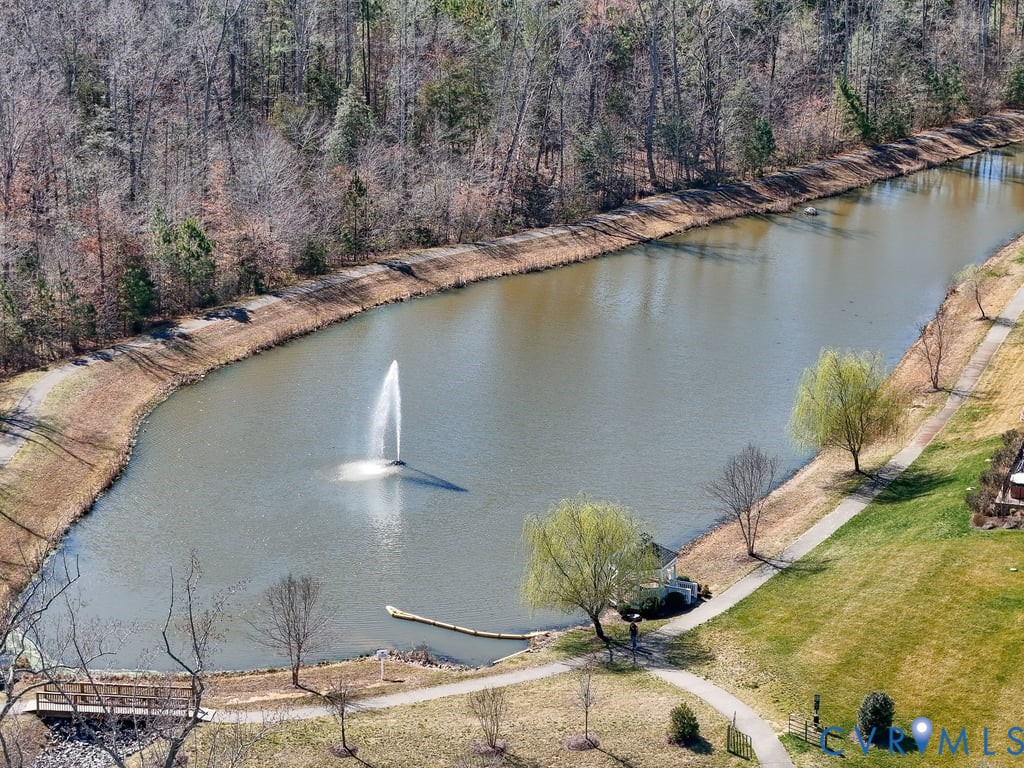 4513 Lake Summer Mews