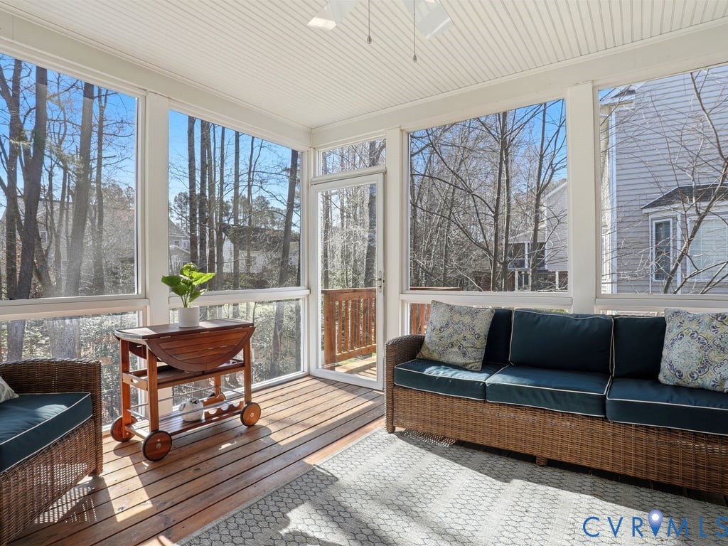 4513 Lake Summer Mews