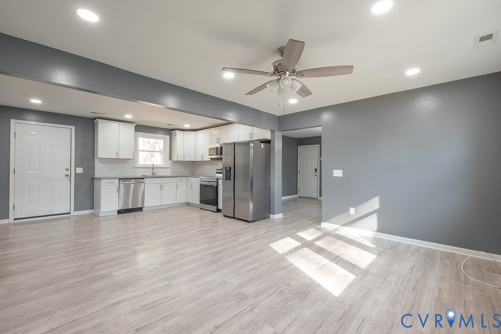 1616 Circle Dr