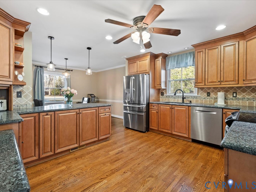 14503 Charlemagne Ct