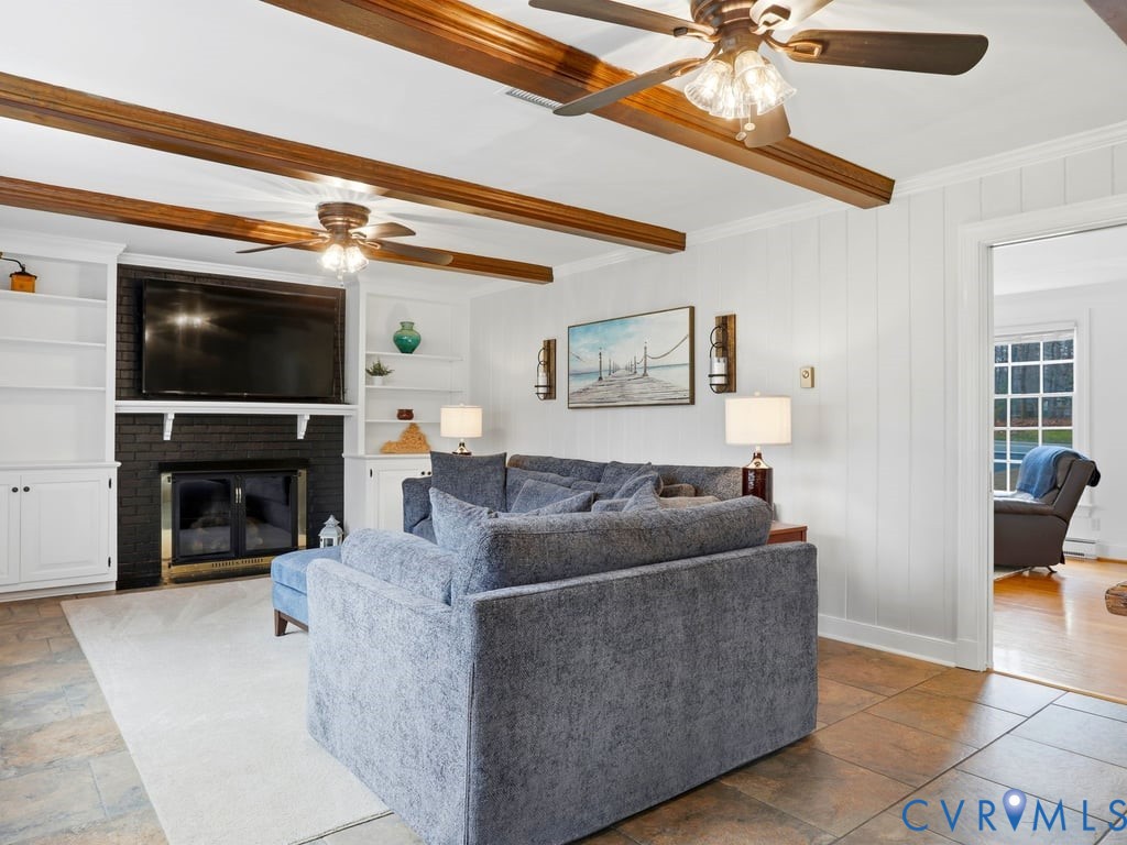 2711 Salisbury Rd