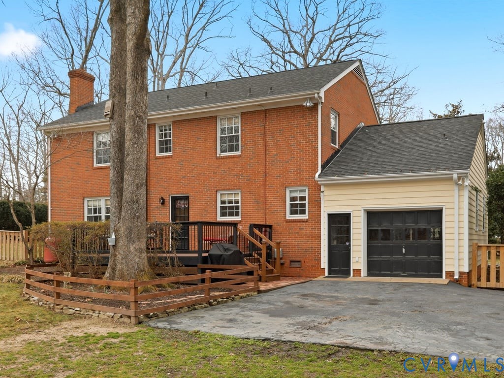 2711 Salisbury Rd