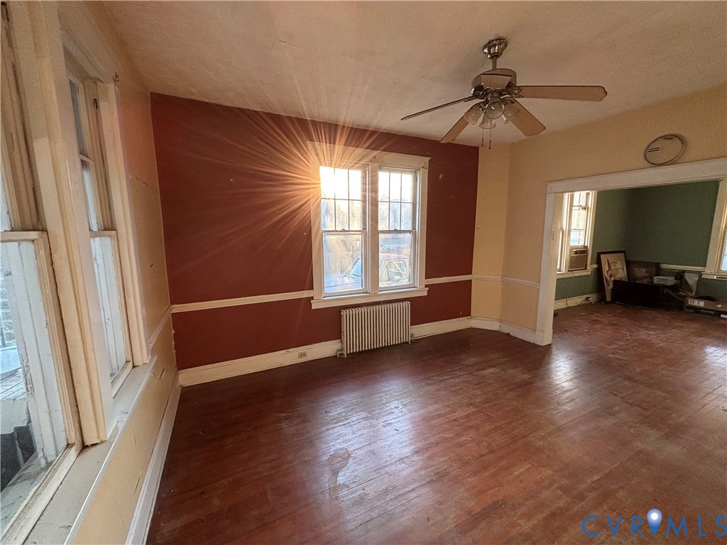 9 N Elm Ave