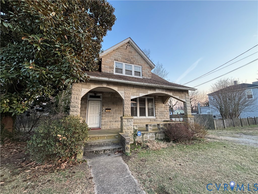 9 N Elm Ave