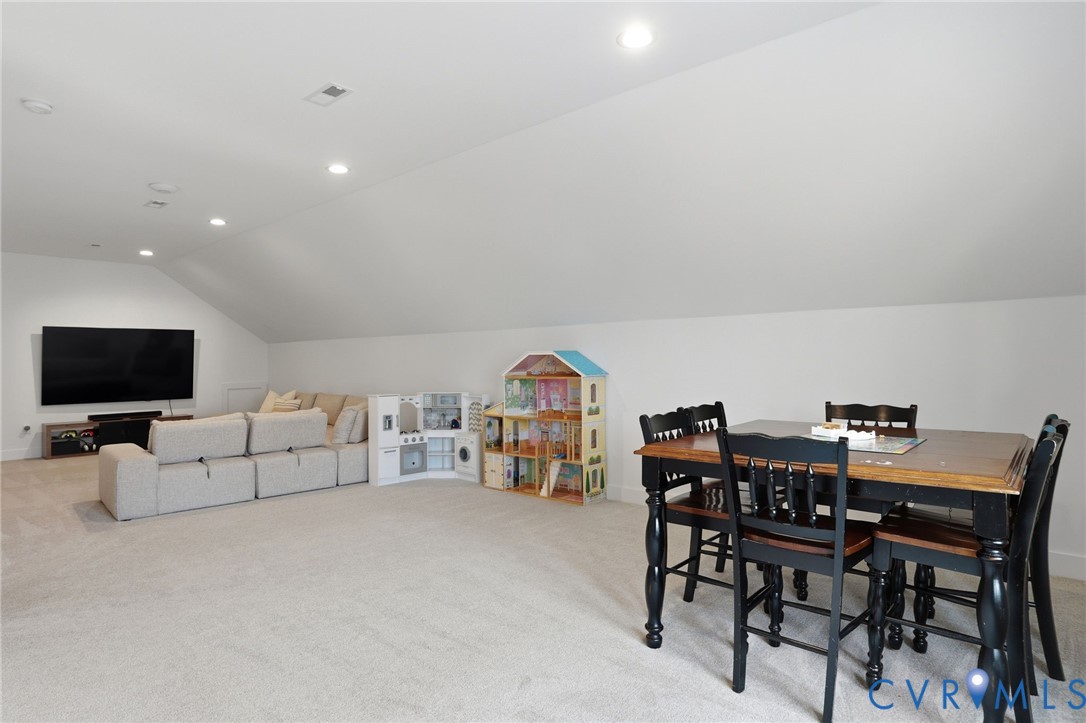 2121 Jockey Ridge Rd