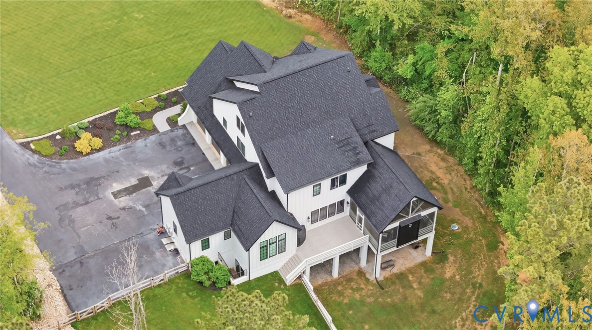 2121 Jockey Ridge Rd