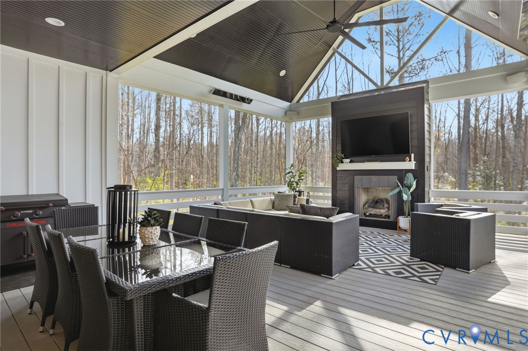 2121 Jockey Ridge Rd