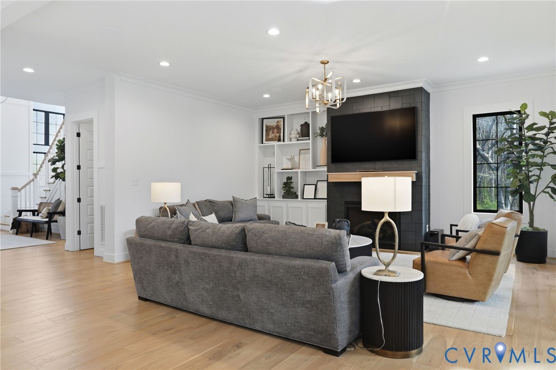 2121 Jockey Ridge Rd