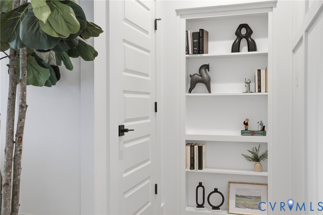 2121 Jockey Ridge Rd