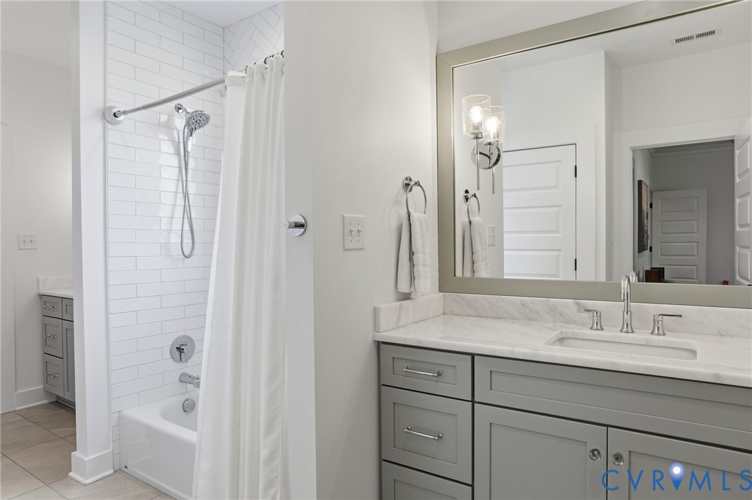 2121 Jockey Ridge Rd