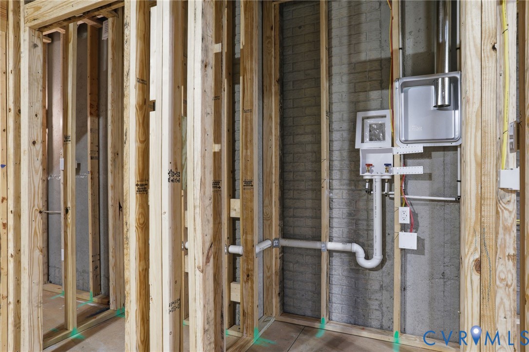 2121 Jockey Ridge Rd