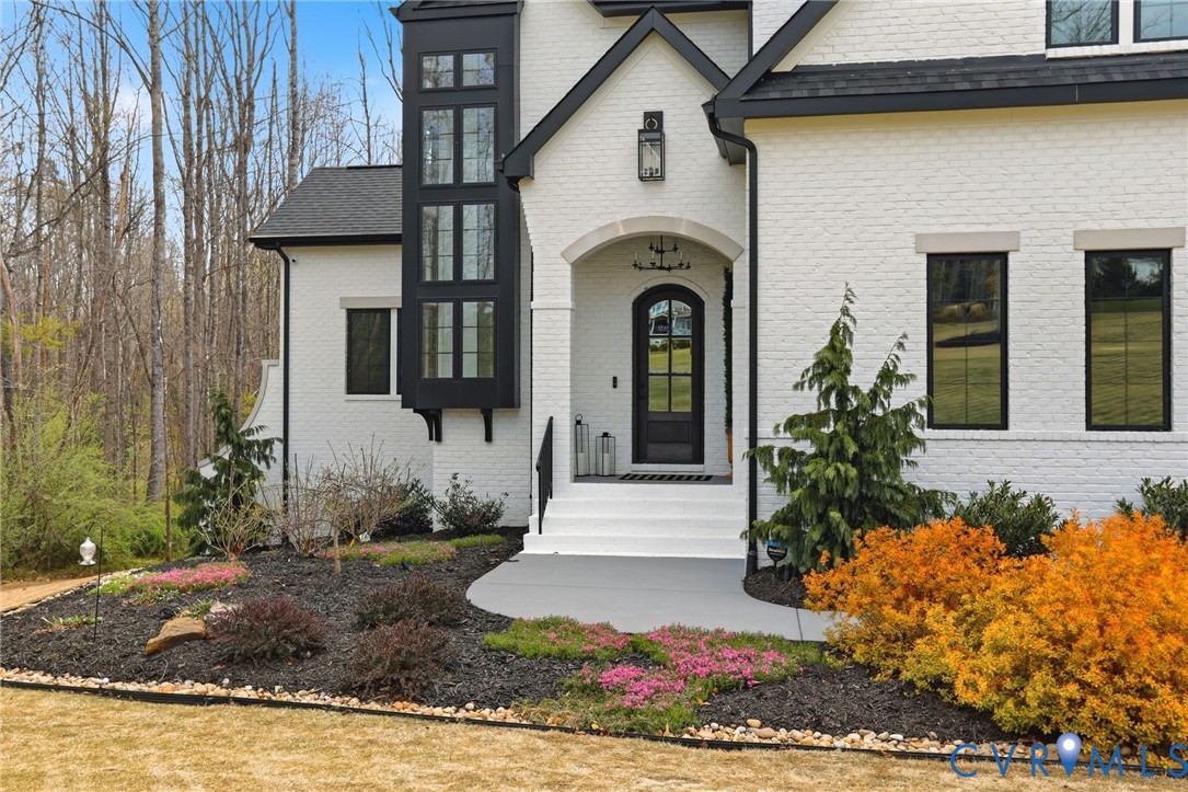 2121 Jockey Ridge Rd