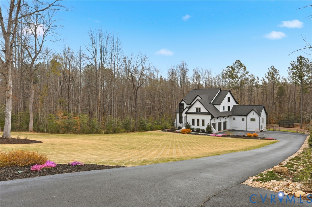 2121 Jockey Ridge Rd