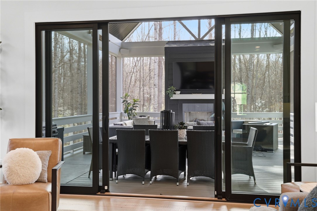 2121 Jockey Ridge Rd