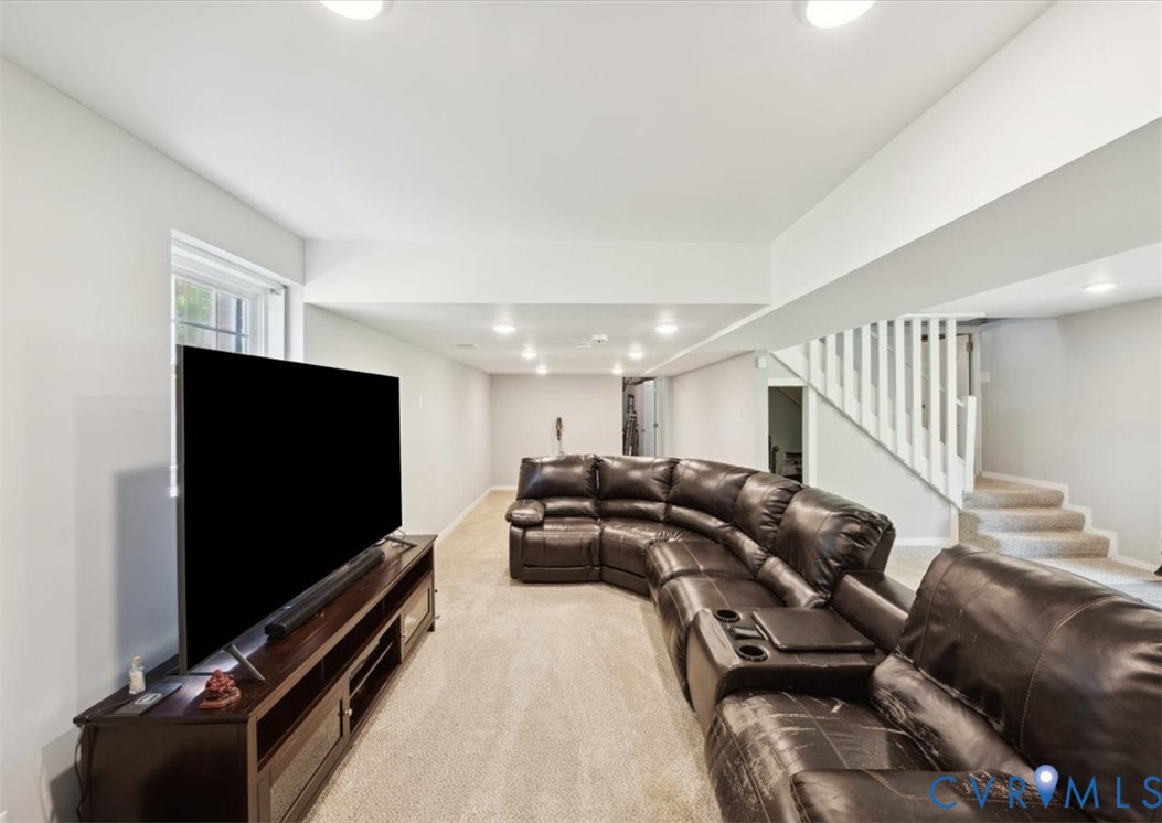 112 Webster Rd